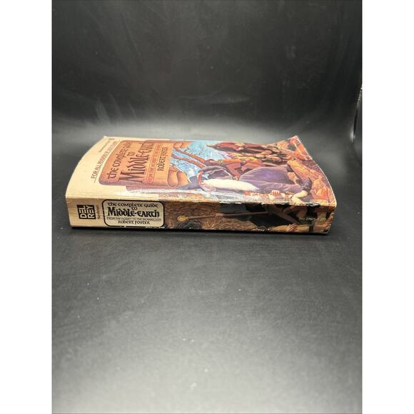 Complete guide to Middle-Earth Hobbit to Silmarillion Foster Paperback - Picture 8 of 10